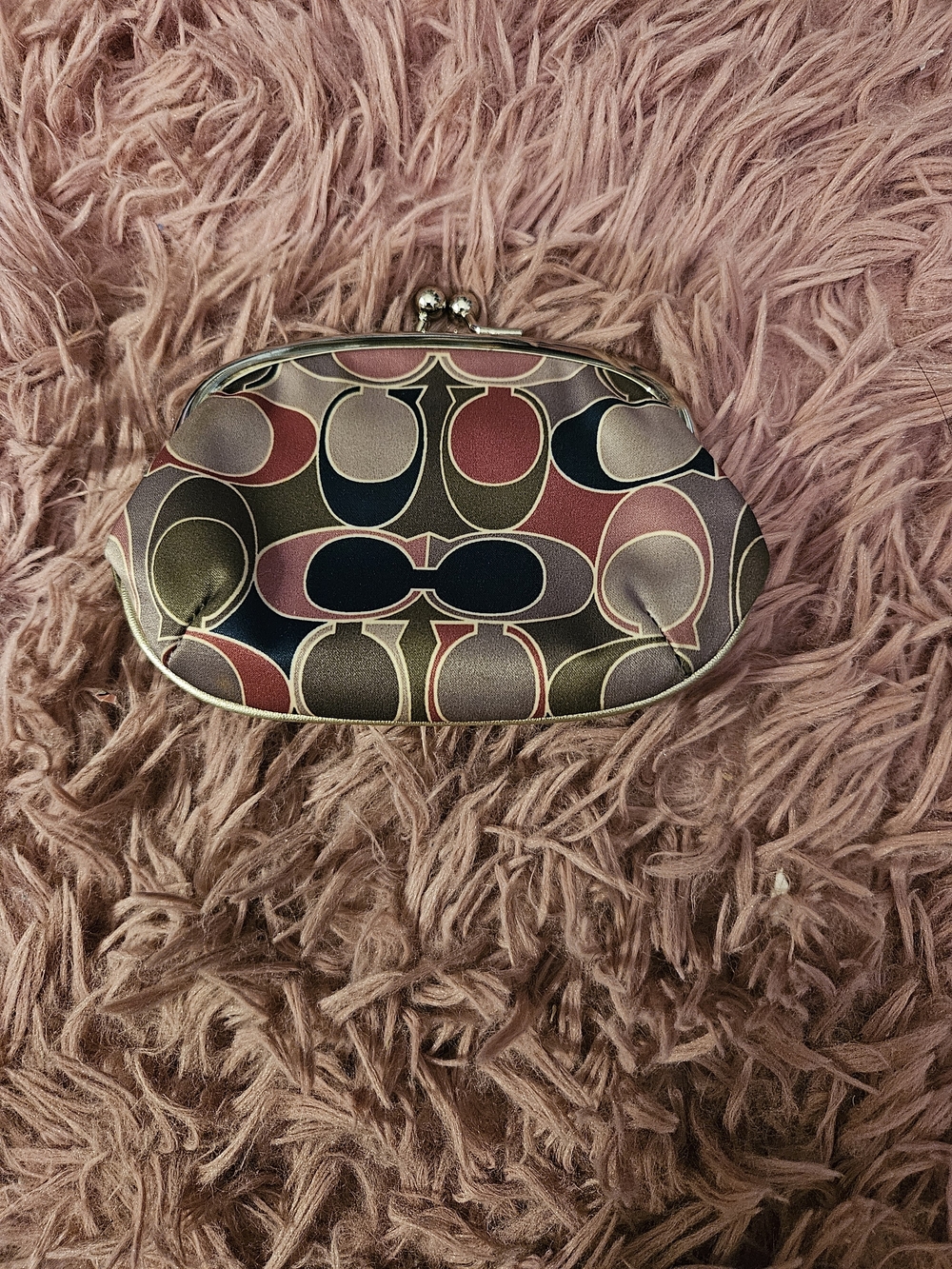 Coach☆Signature Pattern Kiss-lock Coin Purse - Picture 3 of 6
